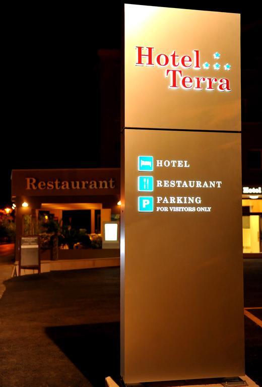 Hotel Terra Novalja Exterior foto